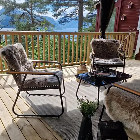 Ferienhaus Romantic Off-grid With Fjord & Mountain Views Ålesund
