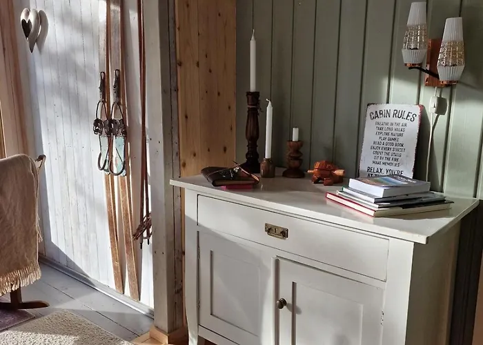 Privat Cosy Off-grid With Fjord View Near