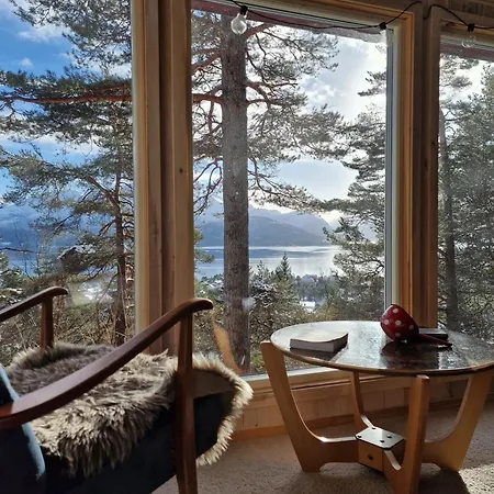 Prázdninový dům Privat Cosy Off-grid With Fjord View Near *