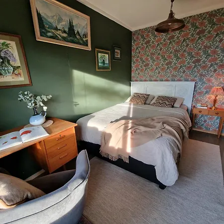 Privat Cosy Off-grid With Fjord View Near * Ålesund